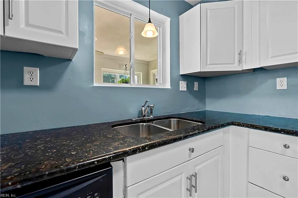 159 Burrage RD, NORFOLK VA 23503 thumb 11