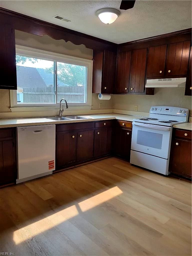 1629 Wilson RD, SMITHFIELD VA 23430 thumb 11