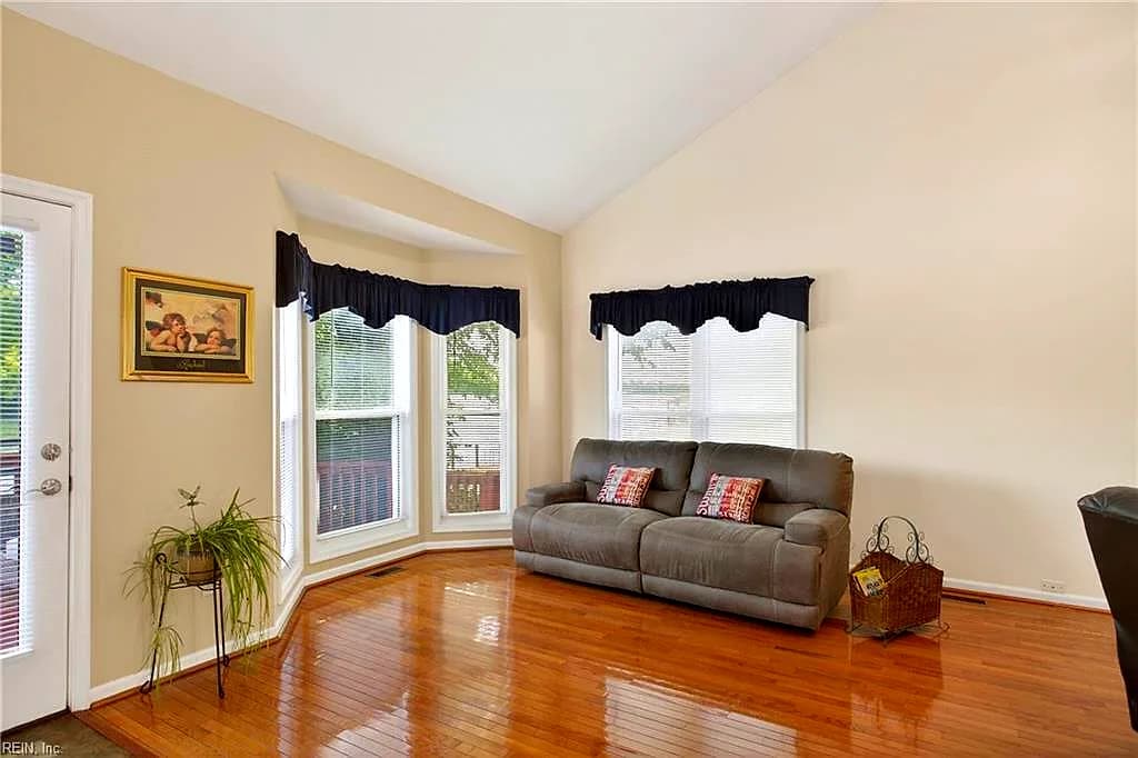 27 REFLECTION LN, HAMPTON VA 23666 thumb 8
