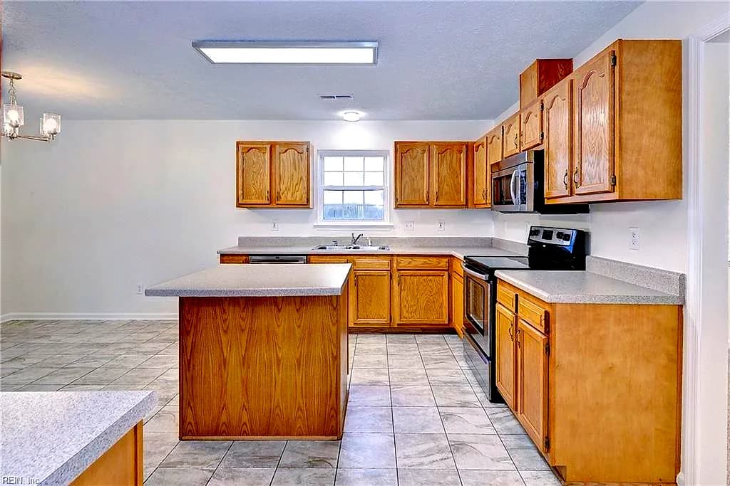 4 E Big Sky DR, HAMPTON VA 23666 thumb 9