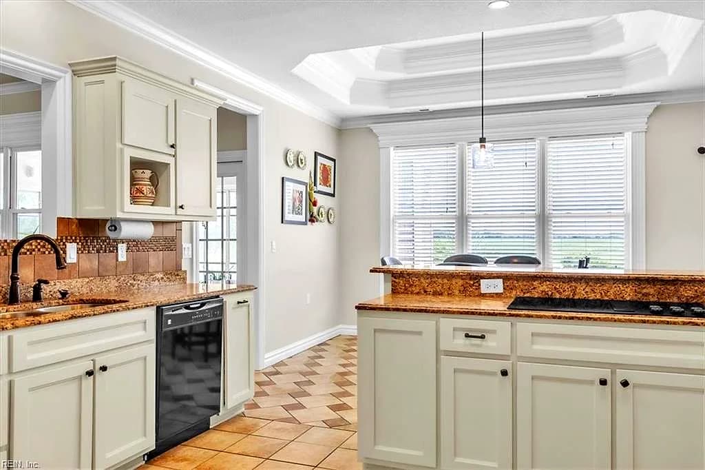 1717 Long Ridge RD, CHESAPEAKE VA 23322 thumb 12