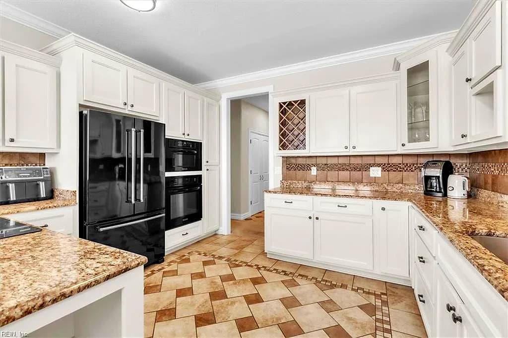 1717 Long Ridge RD, CHESAPEAKE VA 23322 thumb 9