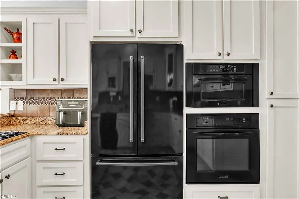 1717 Long Ridge RD, CHESAPEAKE VA 23322 thumb 10