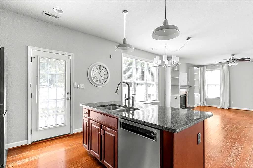 2532 Magnolia Green LOOP, VIRGINIA BEACH VA 23456 thumb 6