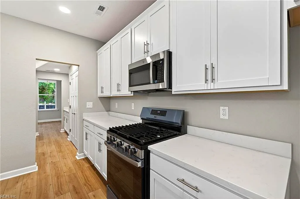 2800 Meadow Wood DR E, CHESAPEAKE VA 23321 thumb 10