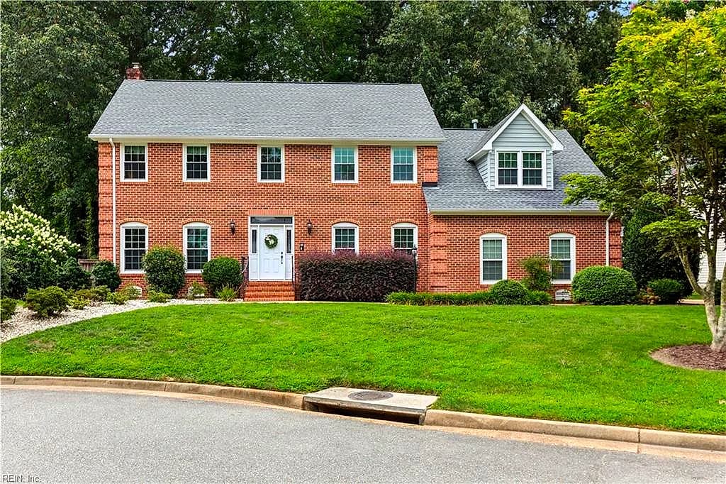 508 Birkdale CT, YORKTOWN VA 23693 - Photo 3