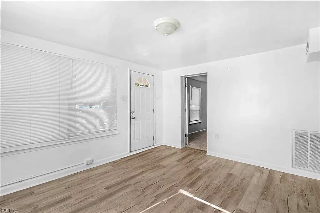 1482 Old Virginia Beach RD #B, VIRGINIA BEACH VA 23454 - Photo 3