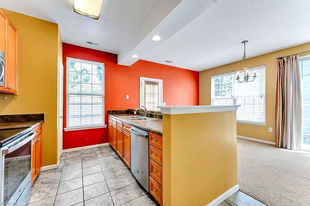1470 Otterbourne CIR, CHESAPEAKE VA 23320 thumb 12