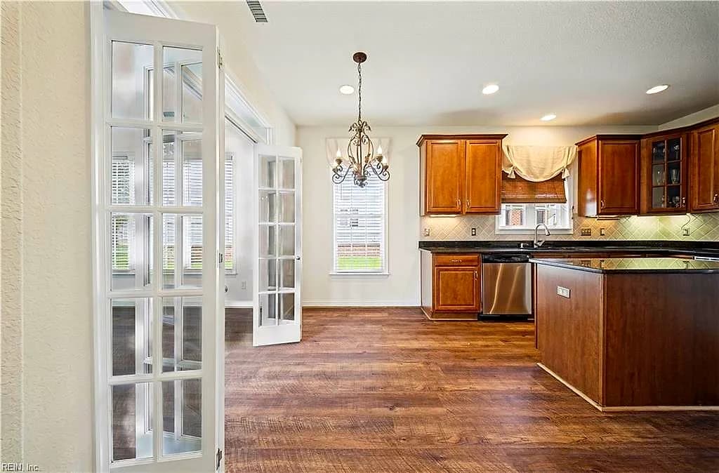 420 Dundee LN, CHESAPEAKE VA 23322 thumb 8