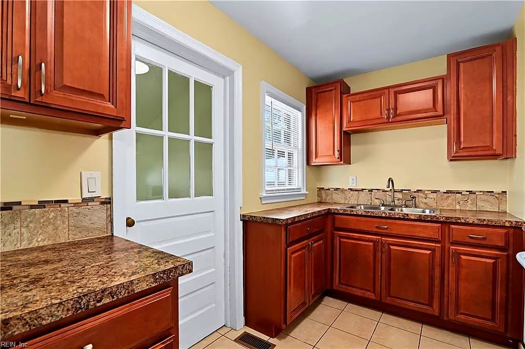 3476 Bessie ST, NORFOLK VA 23513 thumb 12