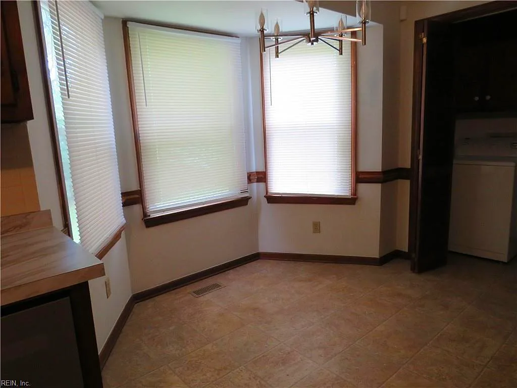 509 Wynngate CT, CHESAPEAKE VA 23320 thumb 10