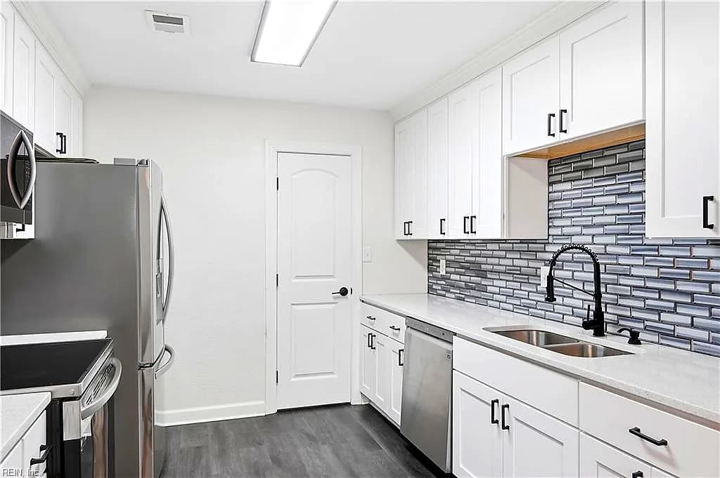 37 Towne Square DR, NEWPORT NEWS VA 23607 thumb 7