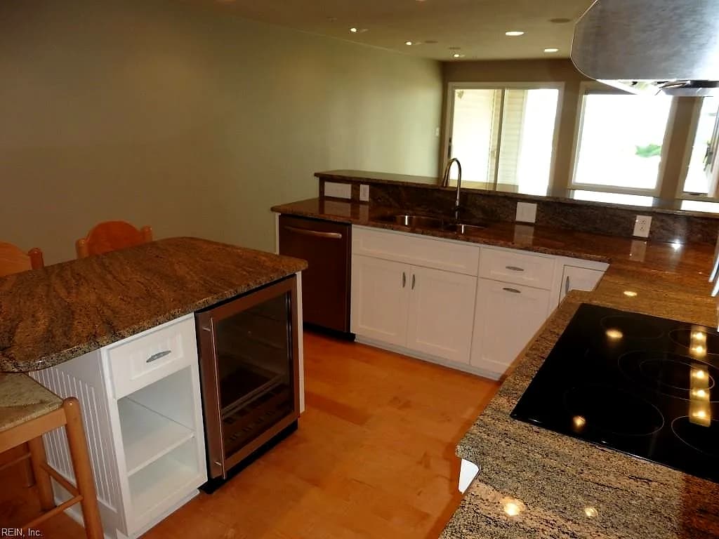 2368 Bays Edge AVE, VIRGINIA BEACH VA 23451 thumb 9