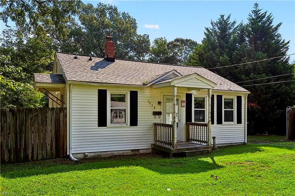 5928 Andrew PL, NEWPORT NEWS VA 23605 - Photo 5