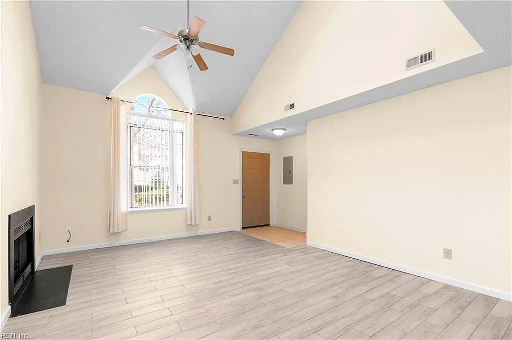 355 Lees Mill DR, NEWPORT NEWS VA 23608 - Photo 5