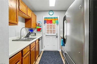 1021 Barclay SQ, VIRGINIA BEACH VA 23451 thumb 11
