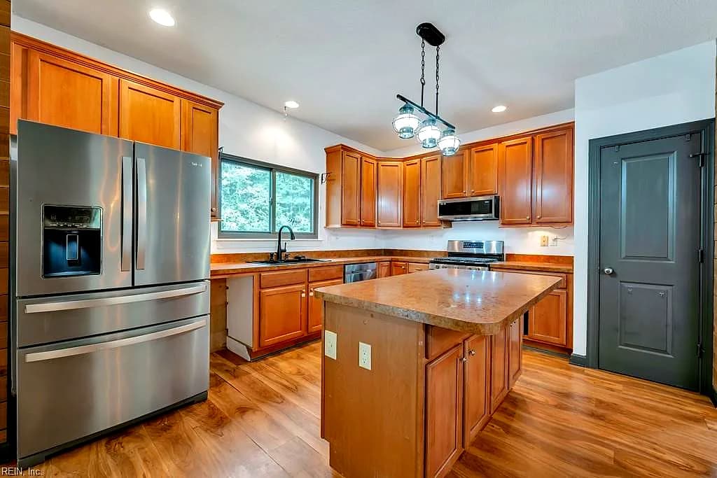 1928 Rockwood DR, CHESAPEAKE VA 23323 thumb 7