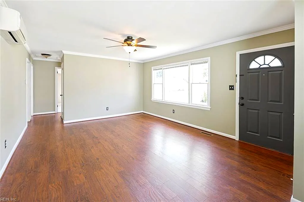 2023 Richard AVE, HAMPTON VA 23664 - Photo 4