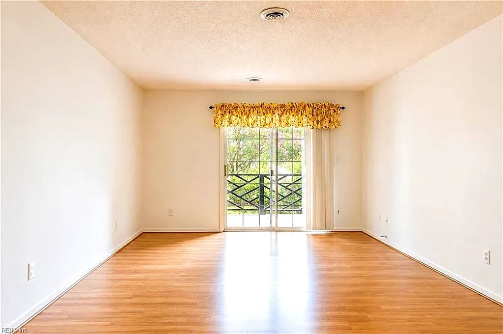 100 Burnt Bridge WAY #C, YORKTOWN VA 23692 thumb 10