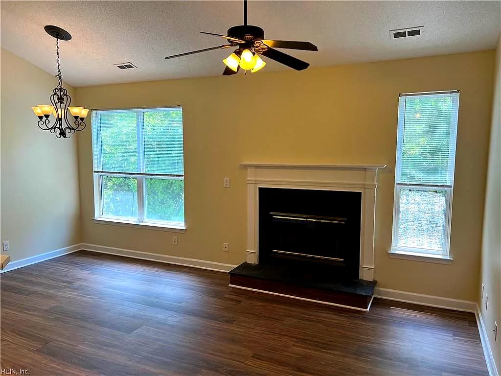 3201 Jade CT #304, VIRGINIA BEACH VA 23451 - Photo 5