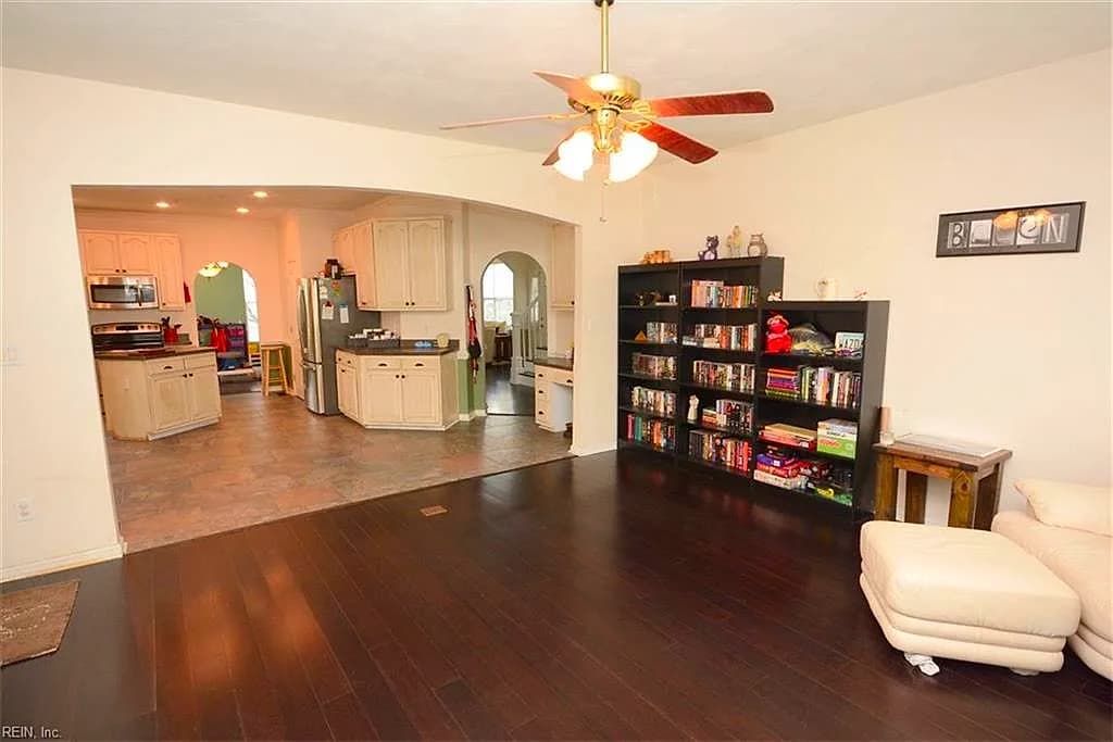 414 Sawyers Mill XING, CHESAPEAKE VA 23323 - Photo 4