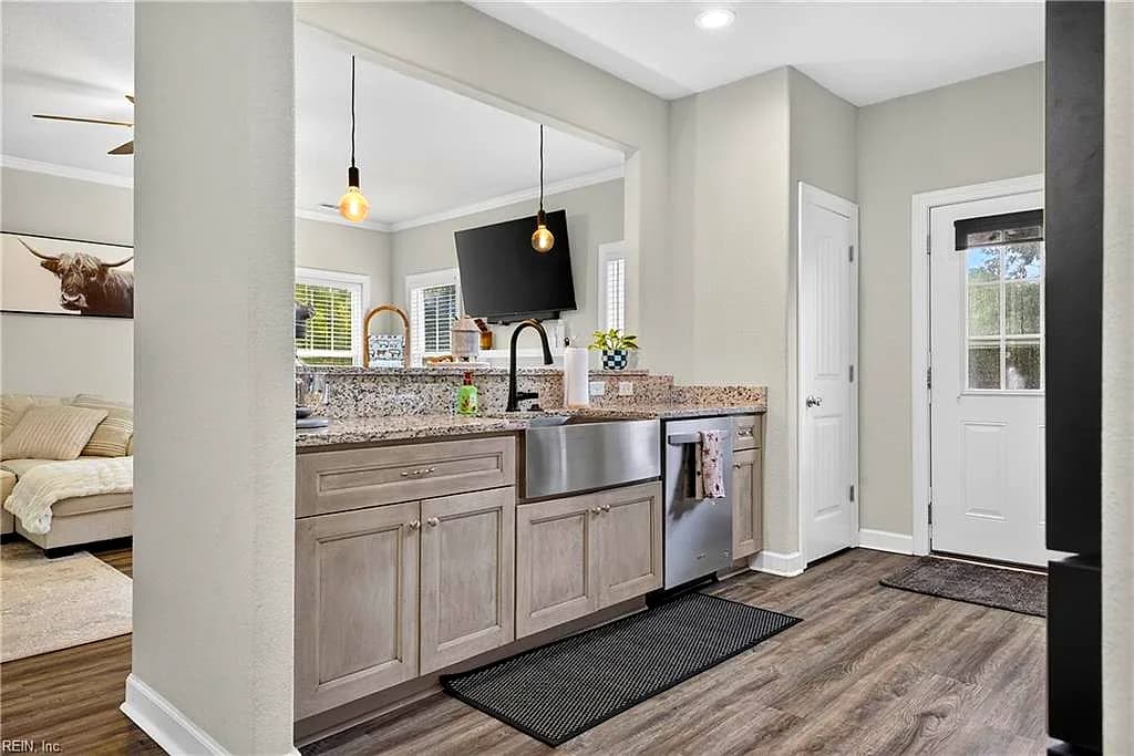 1108 Shell RD, CHESAPEAKE VA 23323 thumb 12