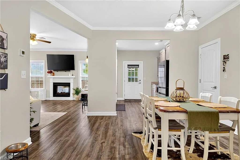 1108 Shell RD, CHESAPEAKE VA 23323 - Photo 5