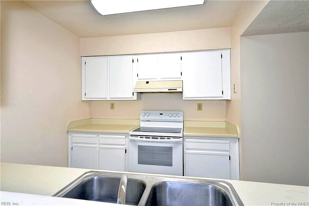 4043 Midlands RD, WILLIAMSBURG VA 23188 thumb 12