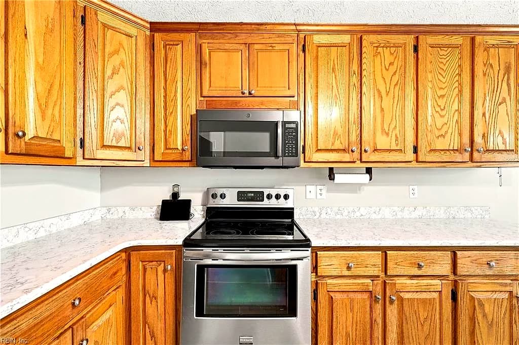 6499 Glenside CT, GLOUCESTER VA 23061 thumb 12