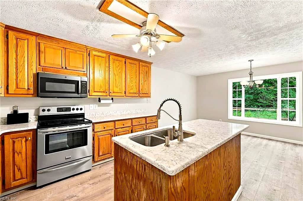 6499 Glenside CT, GLOUCESTER VA 23061 thumb 9