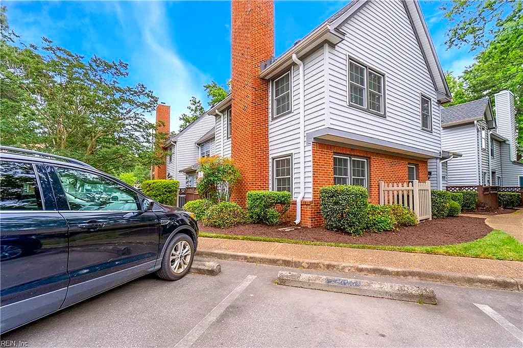928 Saint Andrews RCH #A, CHESAPEAKE VA 23320 - Photo 2