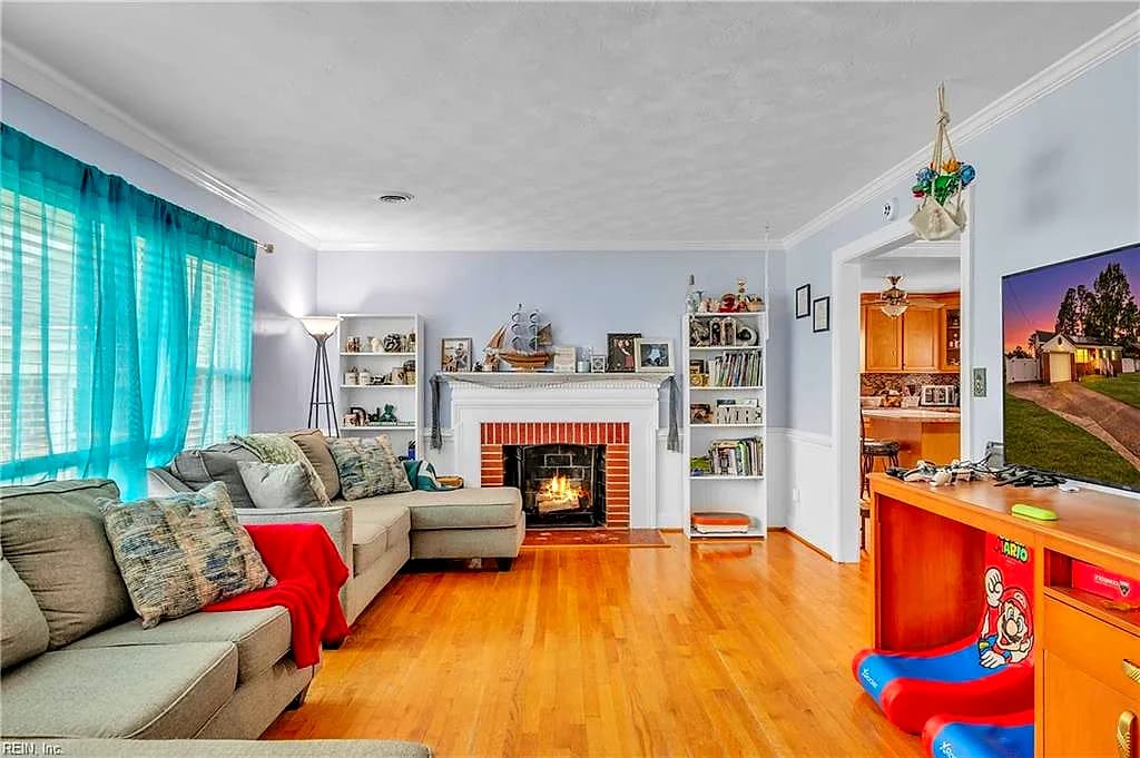 409 Shoreline DR, HAMPTON VA 23669 thumb 11