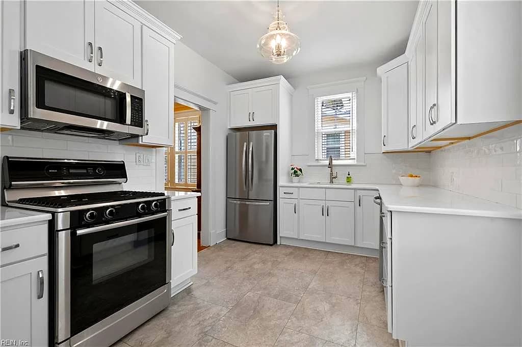 1130 Larchmont CRES, NORFOLK VA 23508 thumb 12
