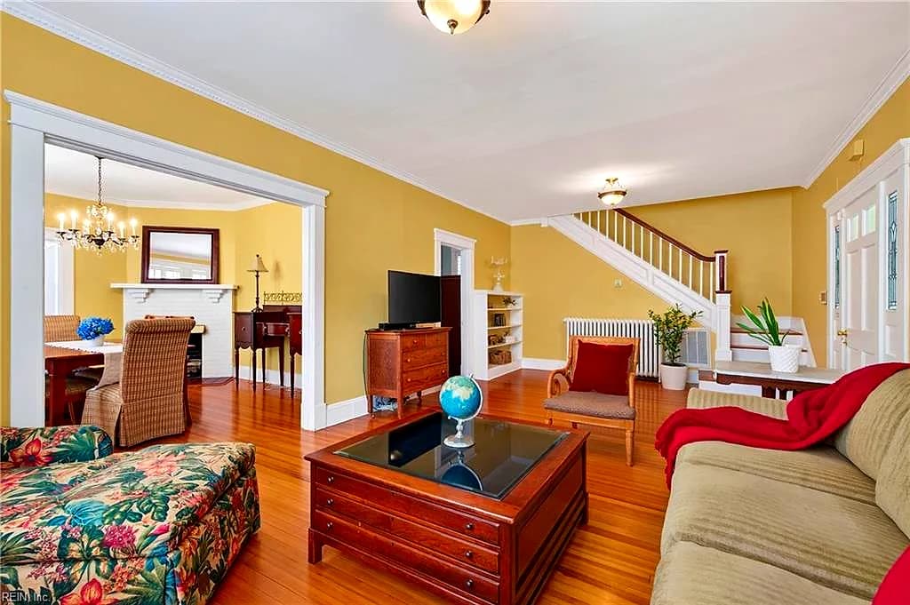 1130 Larchmont CRES, NORFOLK VA 23508 thumb 9