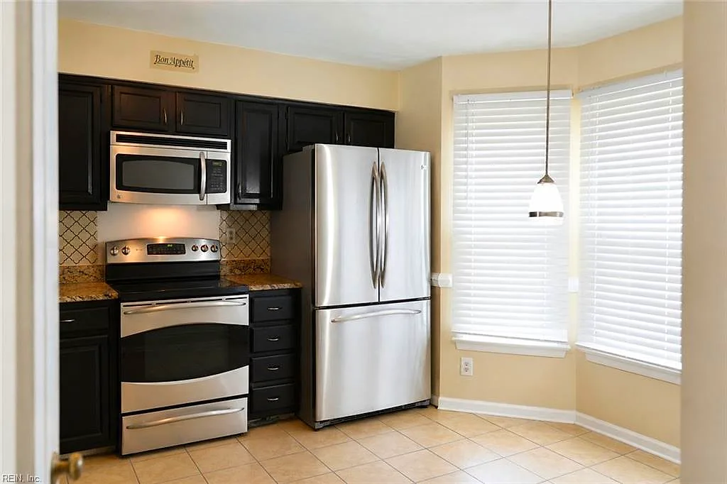 4842 Ledura RD, VIRGINIA BEACH VA 23462 - Photo 5
