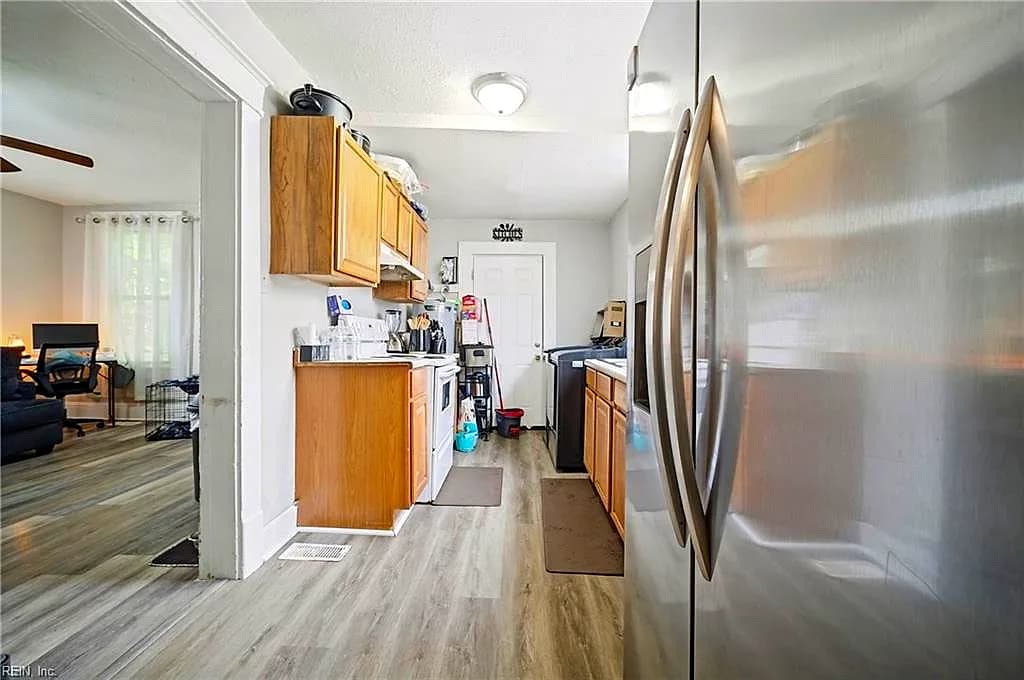 1013 Elkin ST #A,B, NORFOLK VA 23523 thumb 8