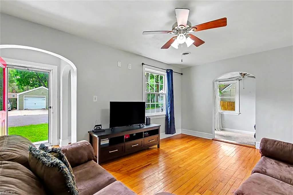 3347 Clark Cir CIR, NORFOLK VA 23509 thumb 6