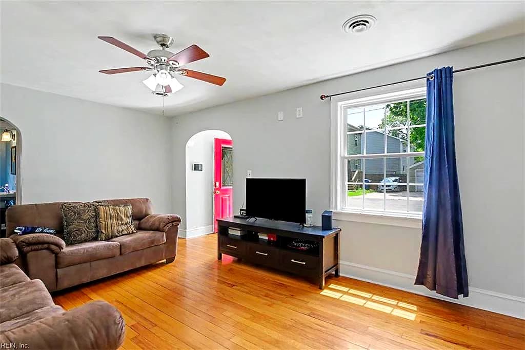 3347 Clark Cir CIR, NORFOLK VA 23509 thumb 8