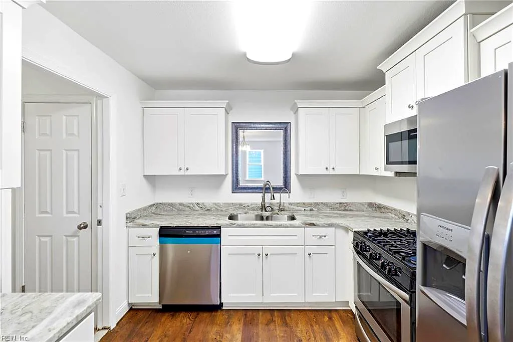 706 Randolph RD, NEWPORT NEWS VA 23605 thumb 11
