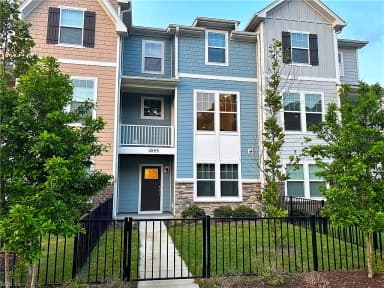 1055 Butte LN, CHESAPEAKE VA 23320 thumb 2