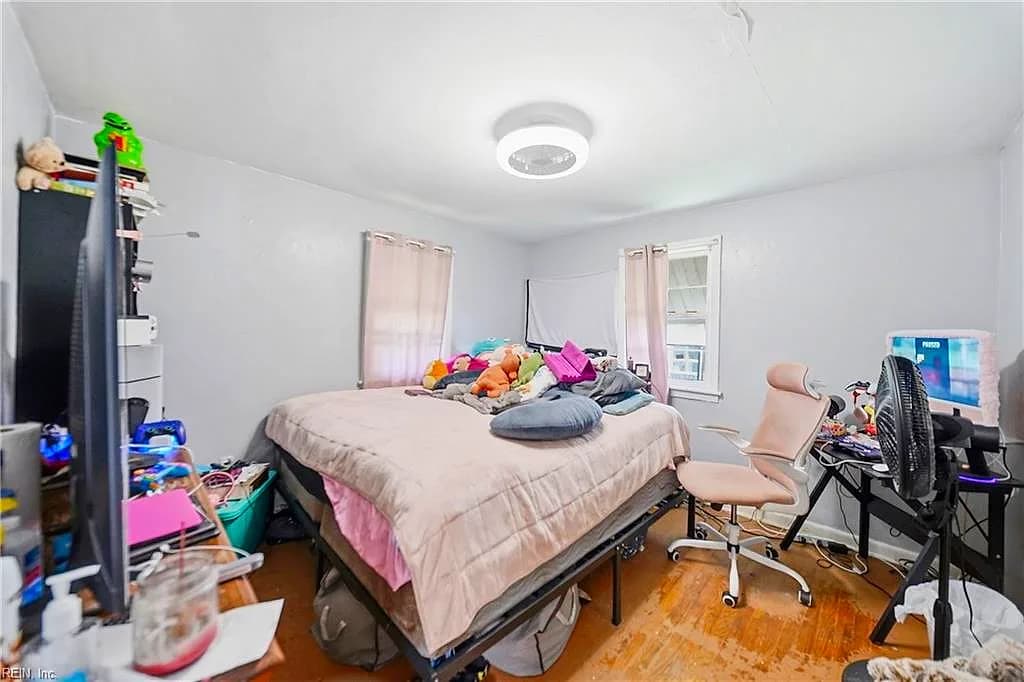 210 S Division ST, SUFFOLK VA 23434 thumb 11
