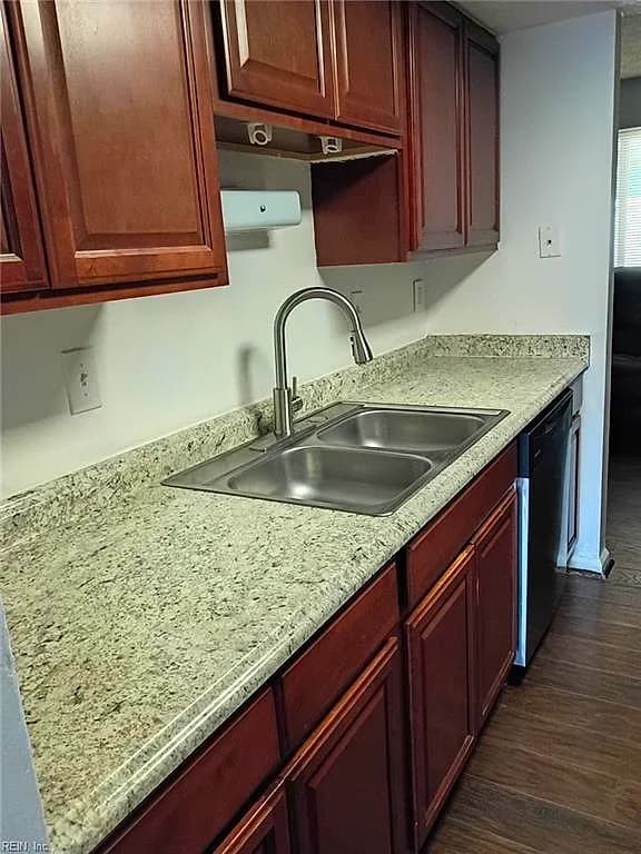 525 Chanticlar CT, NEWPORT NEWS VA 23608 thumb 11