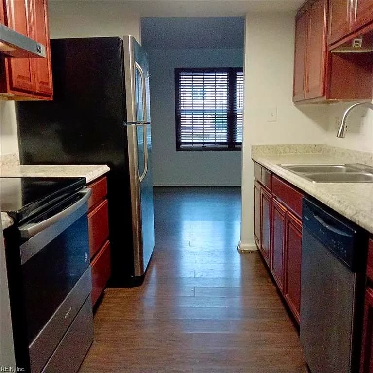 525 Chanticlar CT, NEWPORT NEWS VA 23608 thumb 10