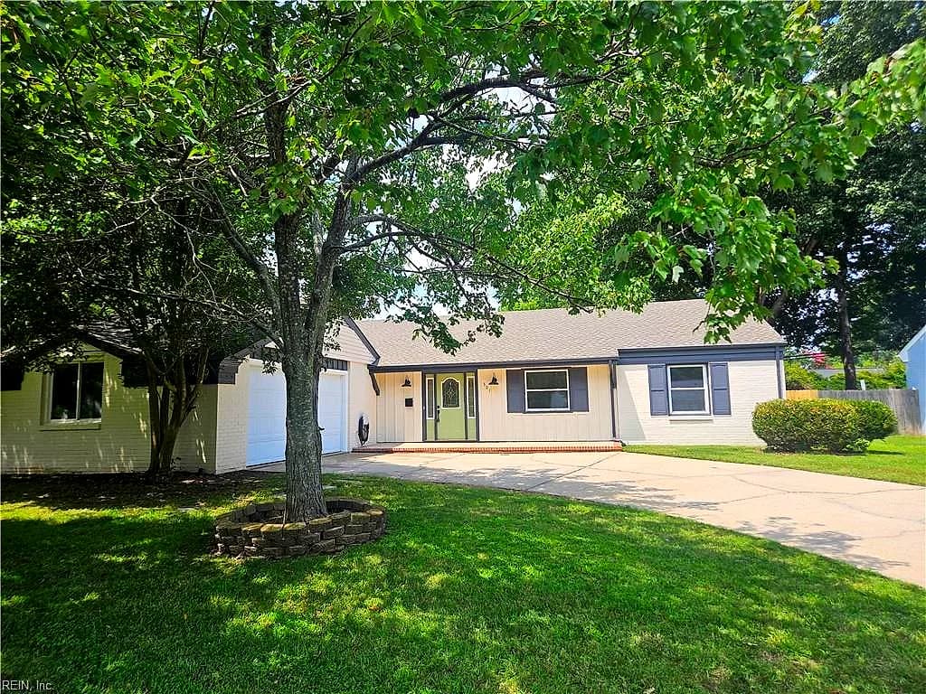 501 Carters Grove CT, HAMPTON VA 23663 - Photo 2