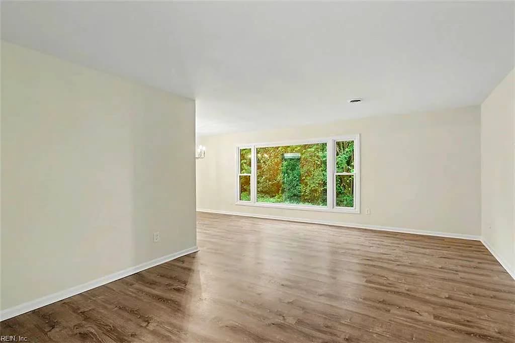 501 Carters Grove CT, HAMPTON VA 23663 thumb 9