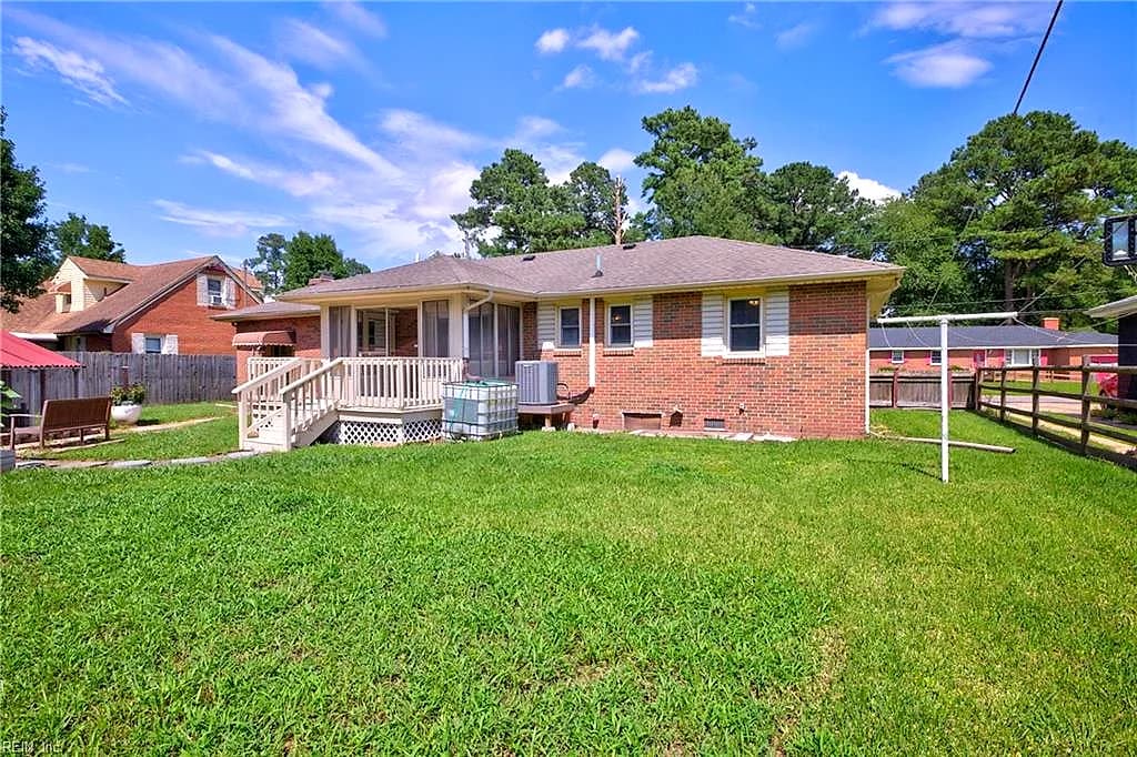 216 Shore Side RD, CHESAPEAKE VA 23320 - Photo 5