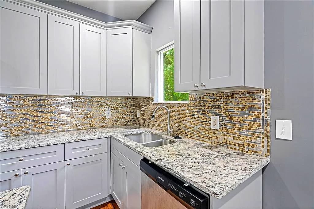 1421 Chesapeake AVE, CHESAPEAKE VA 23324 thumb 8