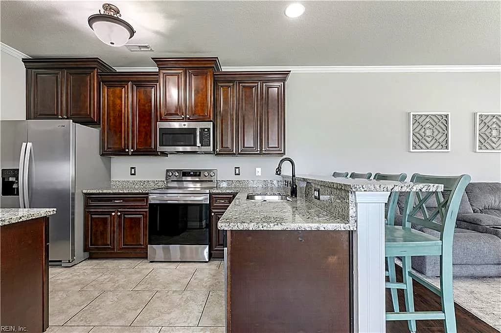 7530 VILLA CT, GLOUCESTER POINT VA 23062 thumb 9