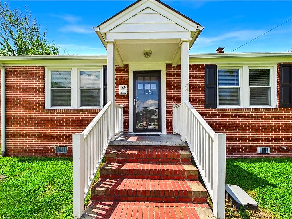 125 Eggleston AVE, HAMPTON VA 23669 - Photo 5