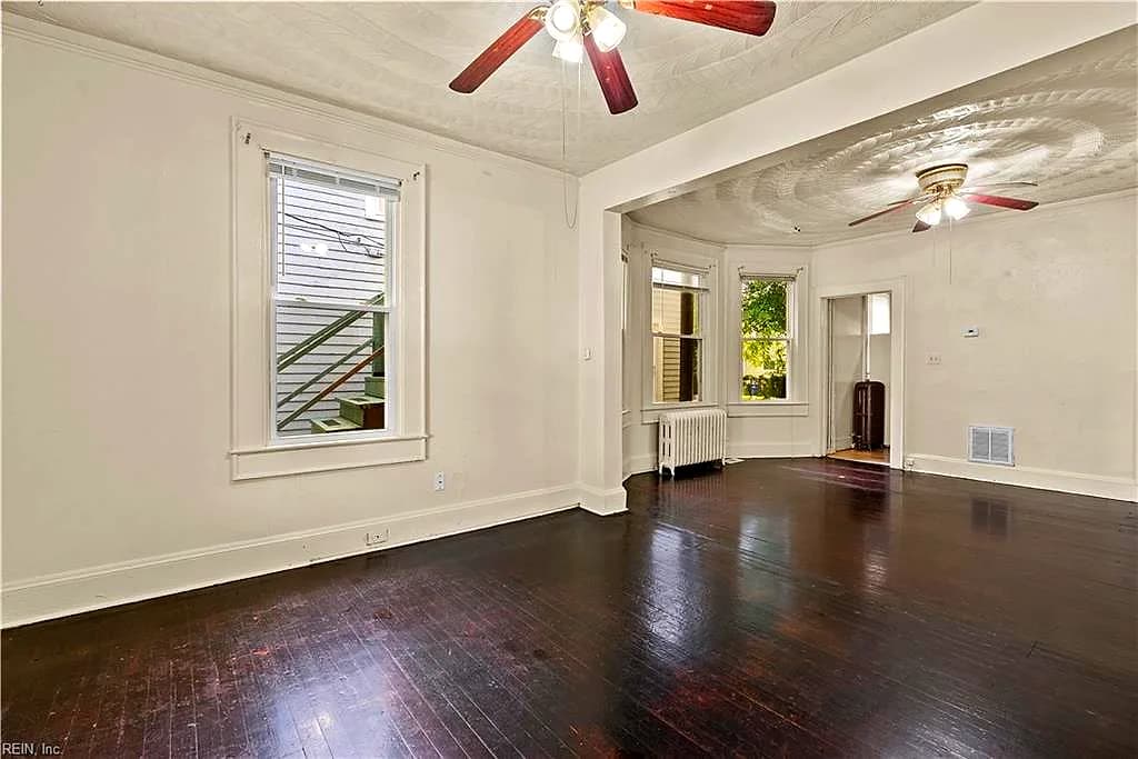 717 W 35th ST, NORFOLK VA 23508 - Photo 4